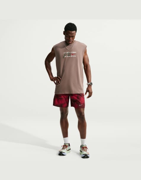 Nike Running Miler Dri-FIT 7-Inch Brief-Lined Printed Shorts in Red