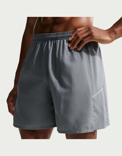 Nike Running Men's Miler Dri-FIT 7-Inch Unlined Shorts in Grey, 2 of 4
