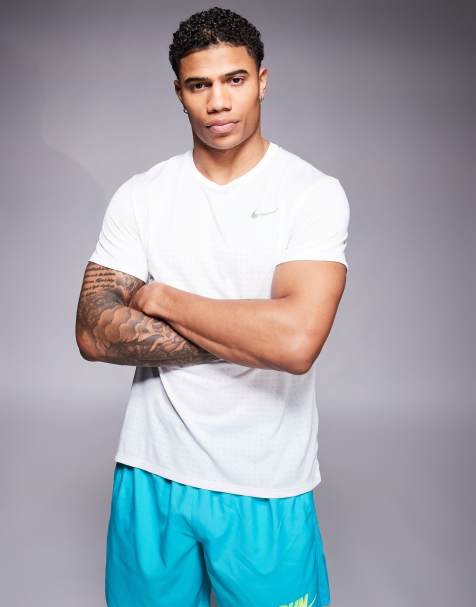 Nike Running Miler Breathe t-shirt in white - view 1