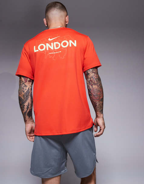 Nike Running Miler City Marathon t-shirt in red - view 1