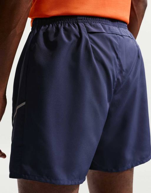 Nike Running Miler Dri-FIT 2-in-1 5-Inch Shorts in Blue, 3 of 4