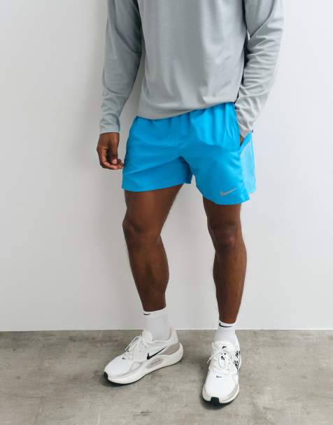 Nike Running Miler Dri-FIT 5 inch shorts i blå - view 1