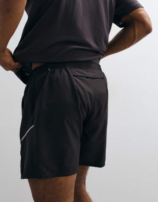 Nike Running Miler Dri-FIT 5 inch szorty w kolorze czarnym, 4 z 5