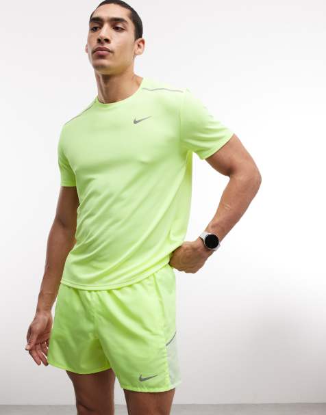 Nike Running Miler Dri-FIT 5inch shorts in yellow - view 1