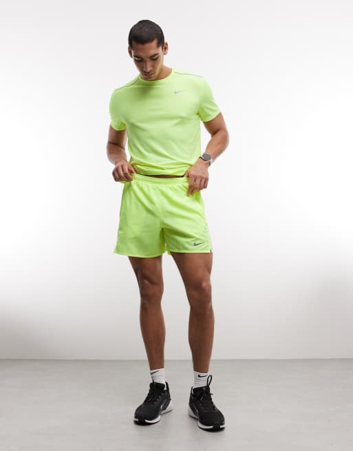 Nike Running Miler Dri-FIT 5inch shorts in yellow, 2 of 5