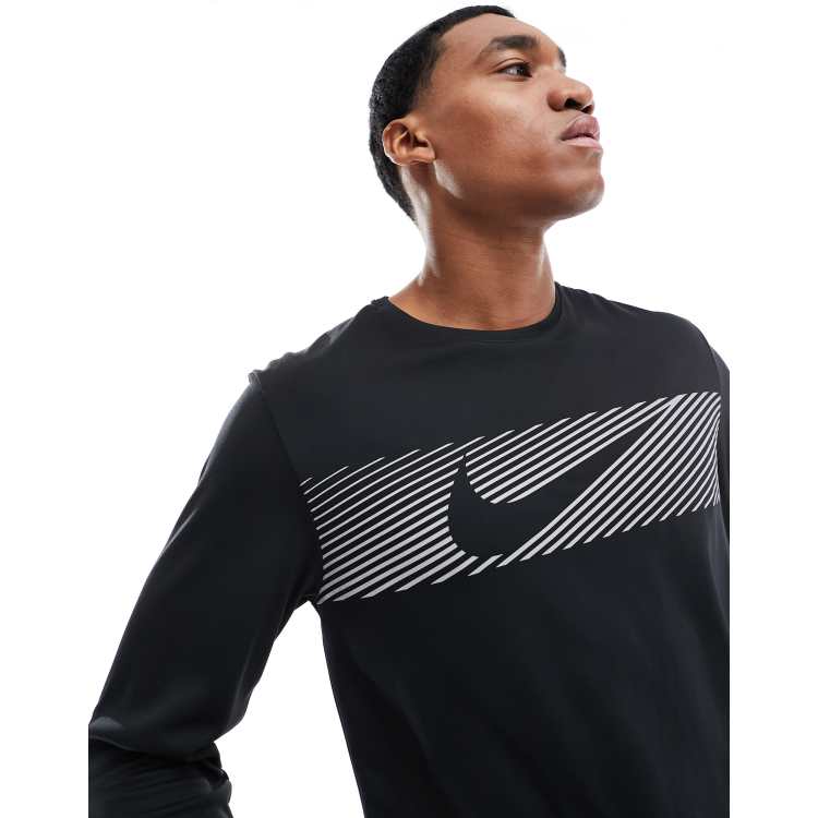 Nike running miler flash t-shirt in black best sale