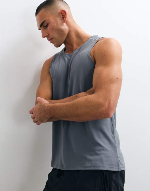 Nike Running - Miler - Dri-FIT - Hemd in grijs, 2 van 5