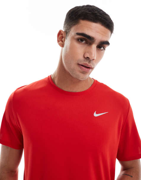 Nike Running – Miler Dri-FIT – Lauf-T-Shirt in Rot - view 1