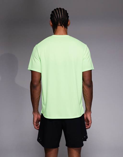 Nike Running – Miler – Dri-FIT – Neongrön t-shirt, 3 av 5