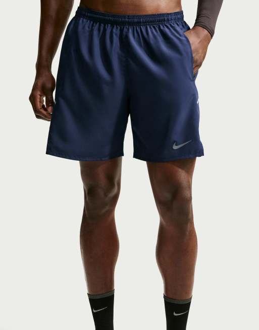 Nike Running Miler Dri-FIT pantalones cortos sin forro de 7 pulgadas azules, 2 de 4