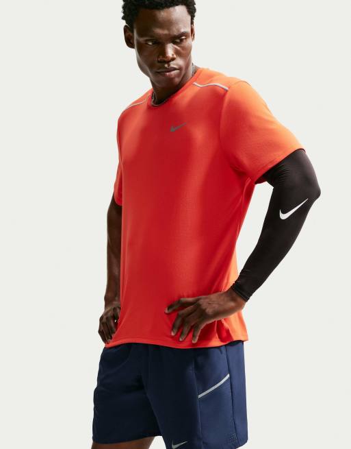 Nike Running Miler Dri-FIT pantalones cortos sin forro de 7 pulgadas azules, 4 de 4