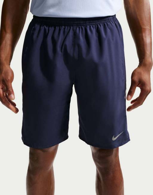 Nike Running Miler Dri-FIT pantalones cortos sin forro de 9 pulgadas en azul, 2 de 4