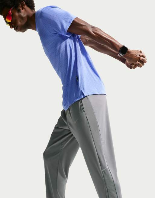 Nike Running Miler Dri-FIT pantalones de running de punto en gris, 4 de 4