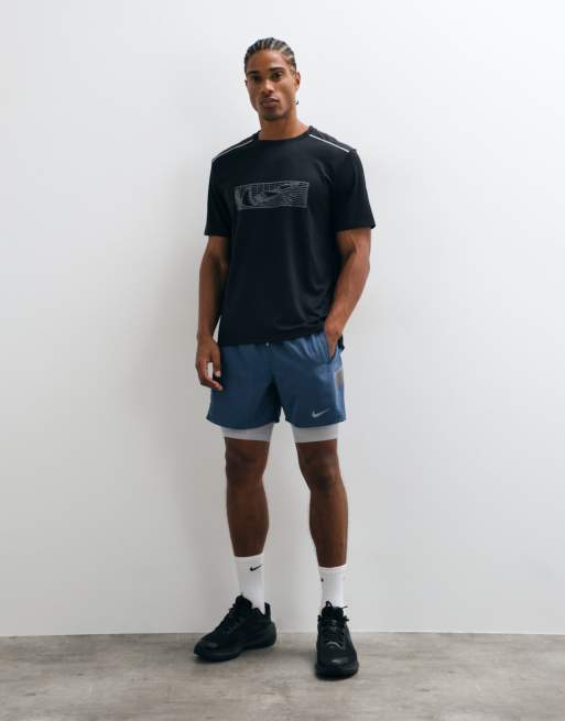 Nike Running Miler Dri-FIT short 2 en 1 de 5 pulgadas para invierno en azul, 2 de 5