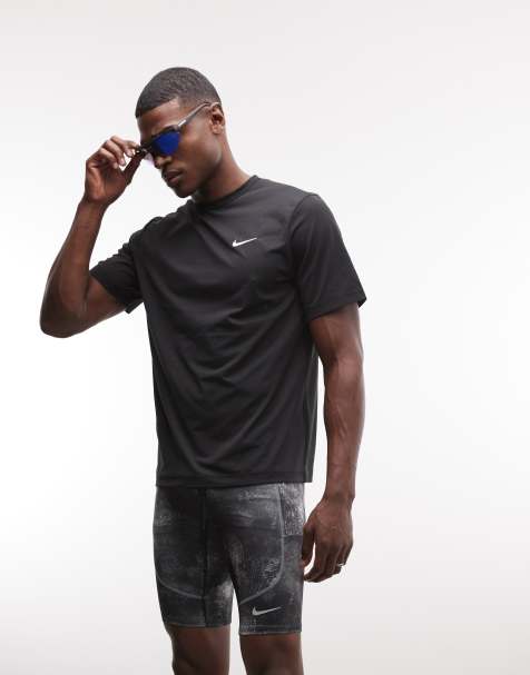 Nike Running – Miler – Dri-FIT – Svart t-shirt med UV-skydd - view 1