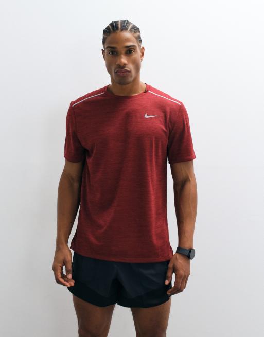 Nike Running Miler Dri-FIT t-shirt i rød, 3 af 5