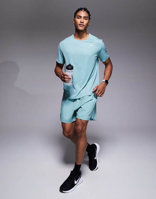 Nike Running Miler Dri-FIT t-shirt in green, 2 of 5