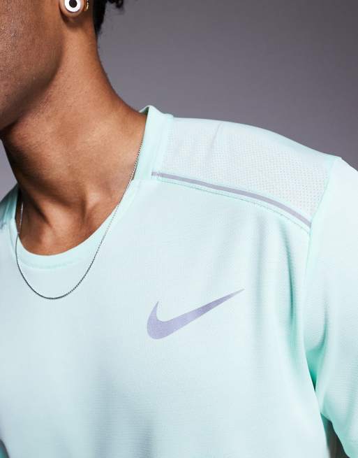 Nike Running Miler Dri-FIT t-shirt in light green, 3 of 4