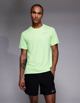 Nike Running Men's Green Miler Dri-Fit T-Shirt In Neon