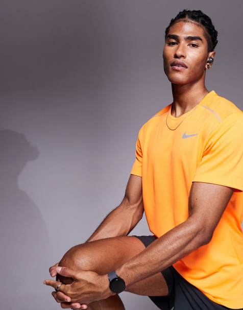 Nike Running Miler Dri-FIT t-shirt in orange - view 1