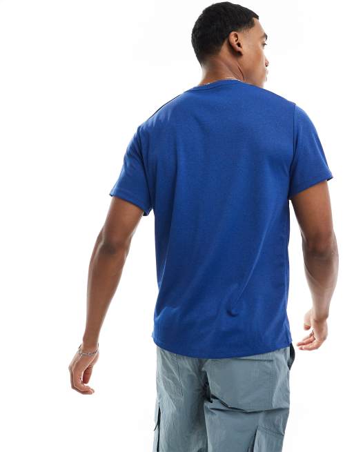 Nike Running Miler Dri-FIT T-shirt in royal blue, 3 of 4
