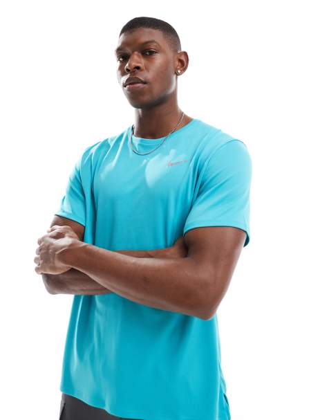 Nike Running Miler Dri-FIT t-shirt in turquoise - view 1