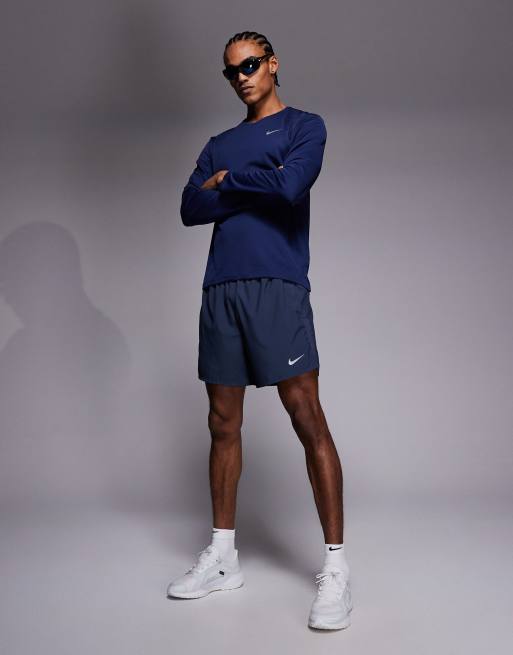 Nike Running - Miler Dri-FIT - Top a maniche lunghe blu navy, 2 di 5