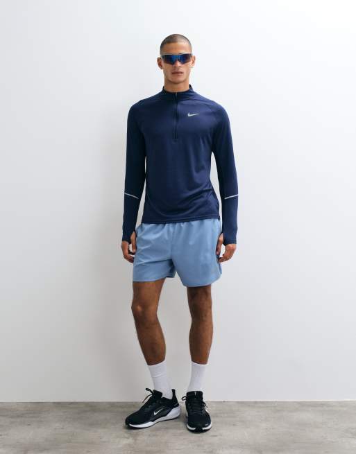 Nike Running Miler Dri-FIT top a maniche lunghe con mezza zip in blu navy, 2 di 5