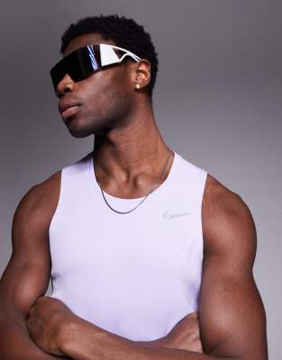 Nike Running – Miler Dri-FIT – Trägertop in Flieder - view 1