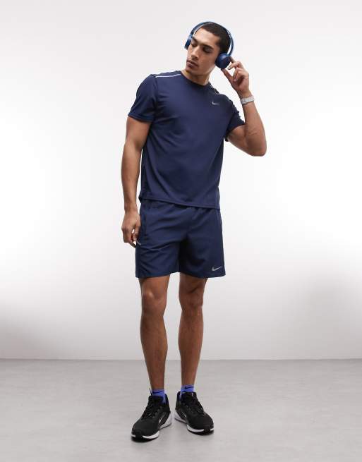 Nike Running Miler Dri-FIT UV-Protection t-shirt in navy, 2 of 5