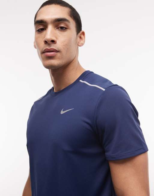 Nike Running Miler Dri-FIT UV-Protection t-shirt in navy, 4 of 5