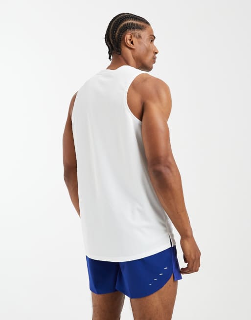 Nike Running – Miler – Dri-FIT – Vitt linne, 4 av 5