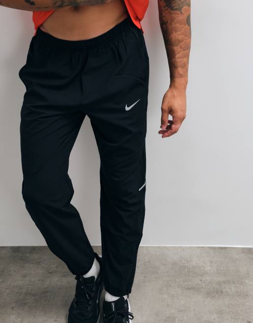 Nike Running Miler Dri-FIT vævede joggingbukser i sort, 5 af 5