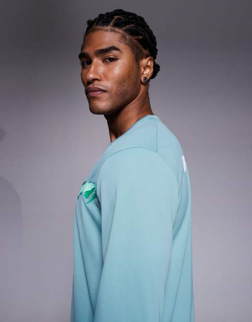 Nike Running Miler logo long sleeve T-shirt in green, 5 of 5