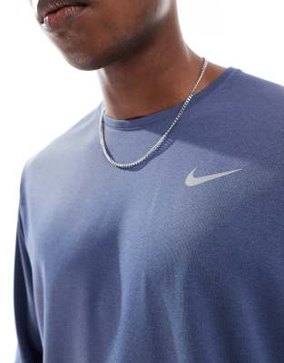 NIKE MILER LONGSLEEVE T-SHIRT