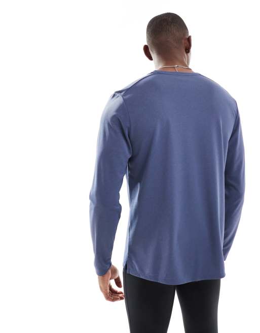 Nike Running Miler longsleeve T-shirt in dark blue ASOS