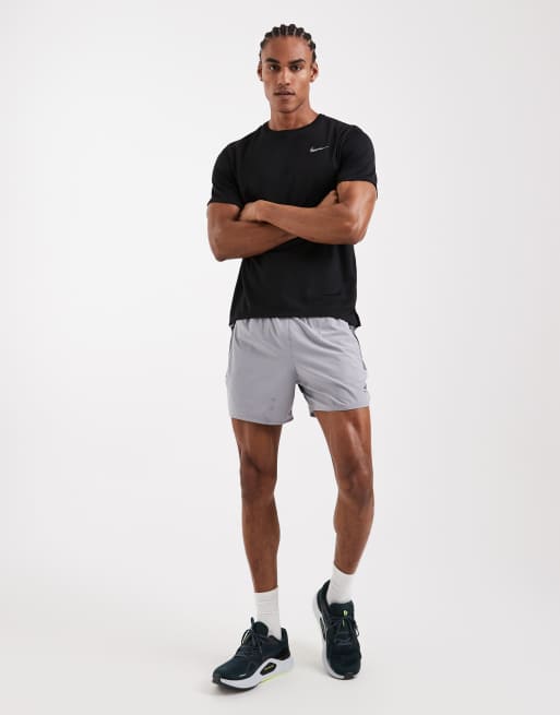 Nike Running - Miler - T-shirt en tissu Dri-FIT - Noir  , 2 de 5