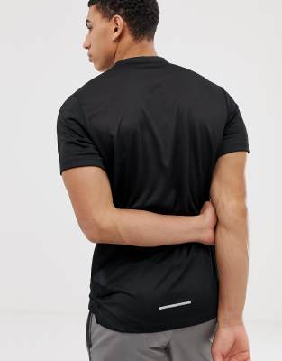 black nike running shirt