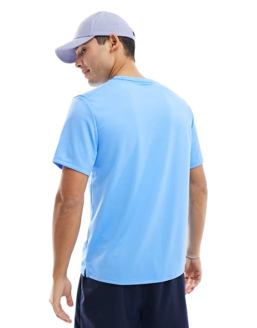 Camiseta transpirable en azul 833591-497 Miler de Nike Running, ASOS