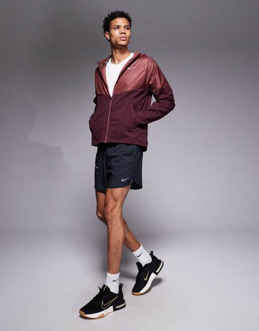 Nike Running - Miler Therma-Fit - Giacca invernale rossa, 2 di 5
