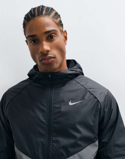 Nike Running Miler winterised jacket in black, 5 of 5