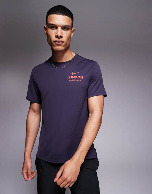 Nike Running – Miller City –Dri-FIT – Ciemnofioletowy T-shirt, 3 z 4