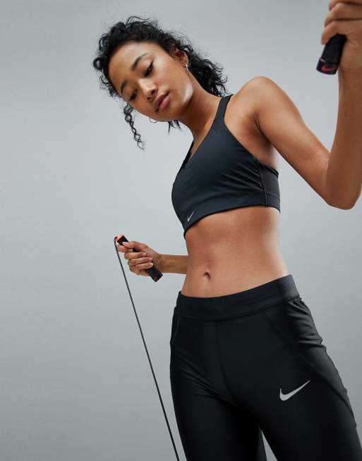 Nike store pacer bra