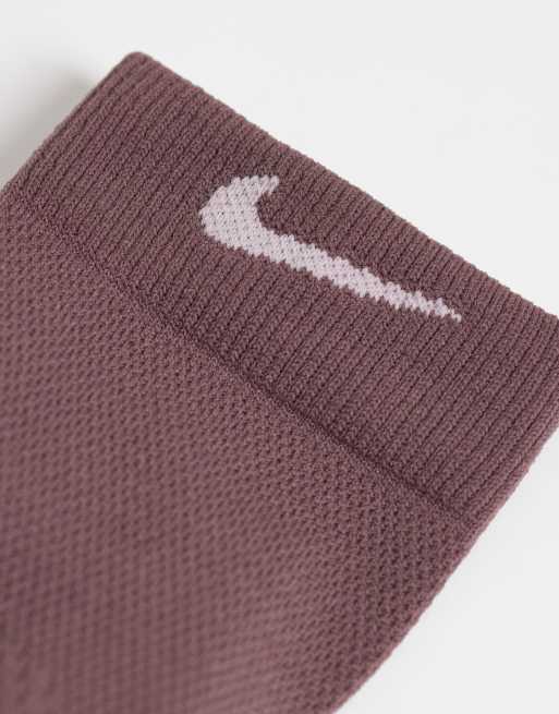 Nike Running - Pakke med 1 par brune sportssokker med Swoosh-logo, 2 af 3