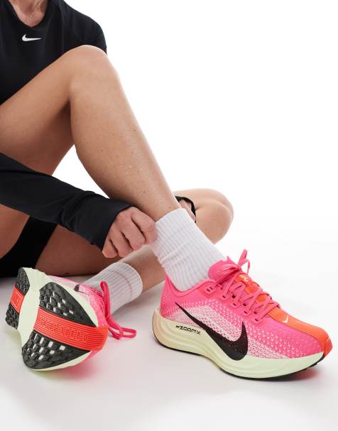 Nike Running Pegasus Plus trainers in pink and green - view 1