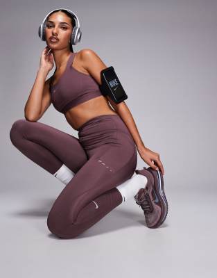 Nike Running - Pegasus Premium - Sneaker in Dunkellila-Brown