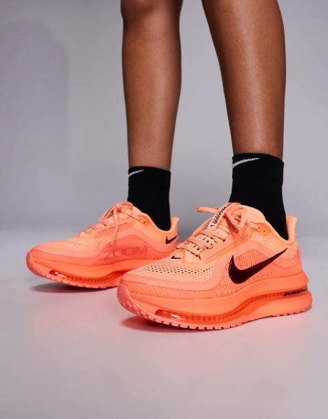 Nike Running – Pegasus Premium – Sneaker in Orange - view 1