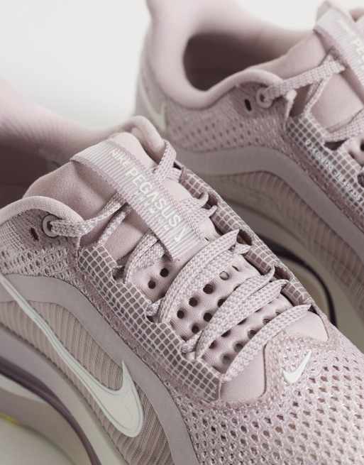 Nike Running Pegasus Premium sneakers in roze en zilver, 4 van 5
