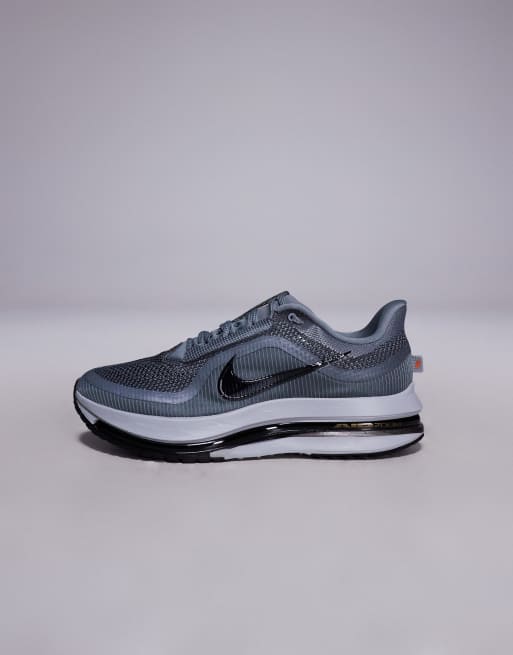 Nike Running Pegasus Premium trainers in grey, 3 of 5