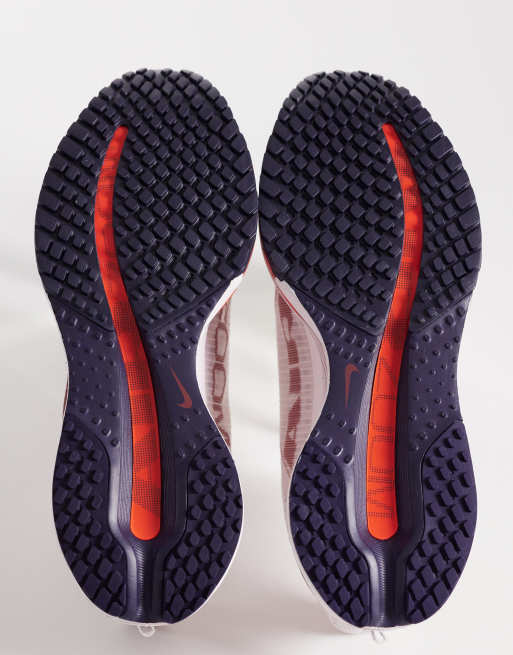 Nike Running Pegasus Premium trainers in pink and red , 4 of 5